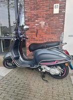 Vespa sprint izgs, Fietsen en Brommers, Ophalen of Verzenden, Vespa S, Zo goed als nieuw