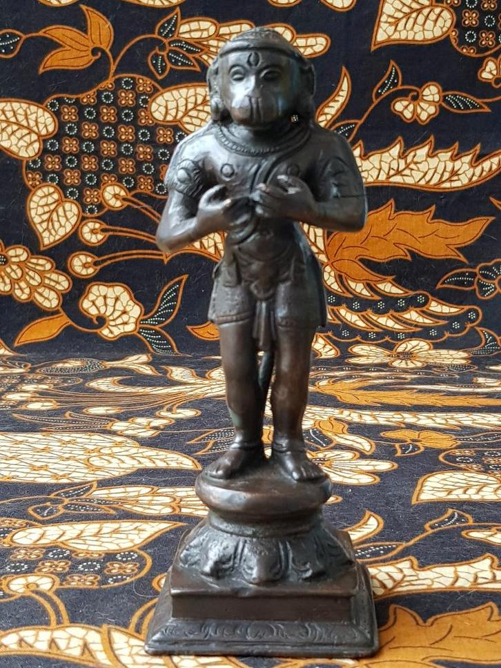 Mooi zwaar antiek brons beeldje uit India van Hanuman., Antiek en Kunst, Kunst | Niet-Westerse kunst, Ophalen of Verzenden