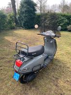 Berini Napoli II model Vespa Sprint slechts 314km en 3.500km, Ophalen, Zo goed als nieuw, Overige modellen