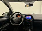 Toyota Aygo 1.0 VVT-i x-play|Apple carplay|Airco, Auto's, Toyota, Te koop, Zilver of Grijs, Benzine, Hatchback