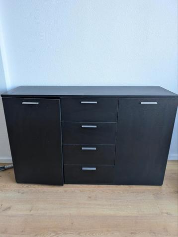 Model Onbekend. Afmetingen D: 36cm, L: 120cm, H: 75cm Black beschikbaar voor biedingen