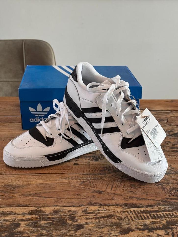 Adidas Rivalry Low (Deadstock) nieuw in doos MT44 2/3, Kleding | Heren, Schoenen, Nieuw, Sportschoenen, Wit, Ophalen of Verzenden