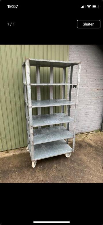 Rolcontainers  beschikbaar voor biedingen