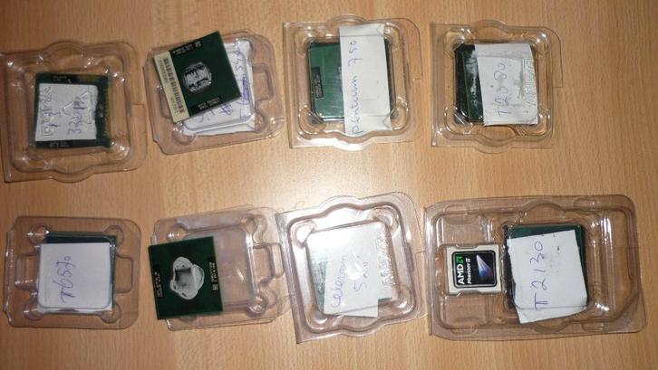 Laptop processors o.a.T2130-T5450-Pentium 750-i3-330m-T6570, Computers en Software, Processors, Gebruikt, Ophalen of Verzenden