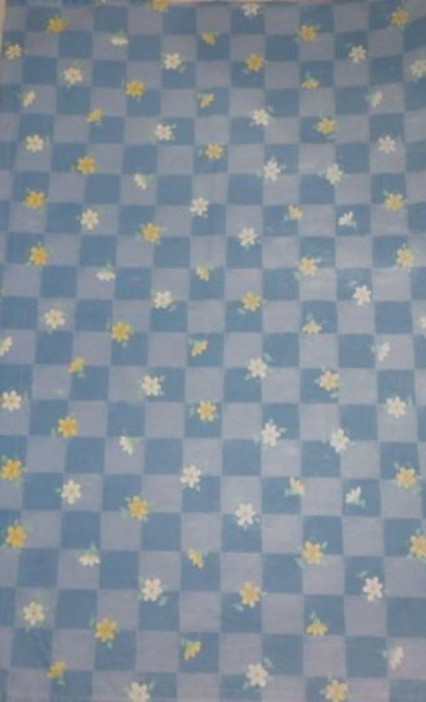 Vintage lap stof blauwe ruit met witte bloemetjes, Hobby en Vrije tijd, Stoffen en Lappen, Zo goed als nieuw, Katoen, 30 tot 120 cm