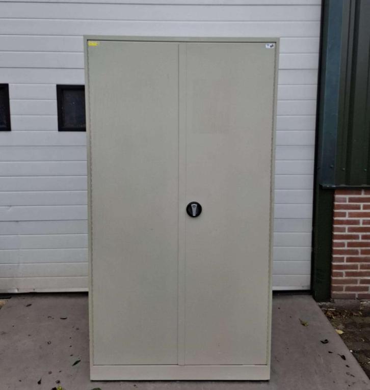 Diepe werkplaats kasten 64,5 cm diep, Huis en Inrichting, Kasten | Roldeurkasten en Archiefkasten, Gebruikt, Ophalen