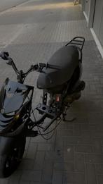 Zip 70cc zonder 123 stuntzip, Fietsen en Brommers, Scooters | Piaggio, Tweetakt, Maximaal 45 km/u, Ophalen of Verzenden, Zo goed als nieuw