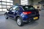 Volkswagen T-Roc 1.5 TSI 150PK | CARPLAY | PDC | TREKHAAK, Voorwielaandrijving, Stof, 4 cilinders, 150 pk