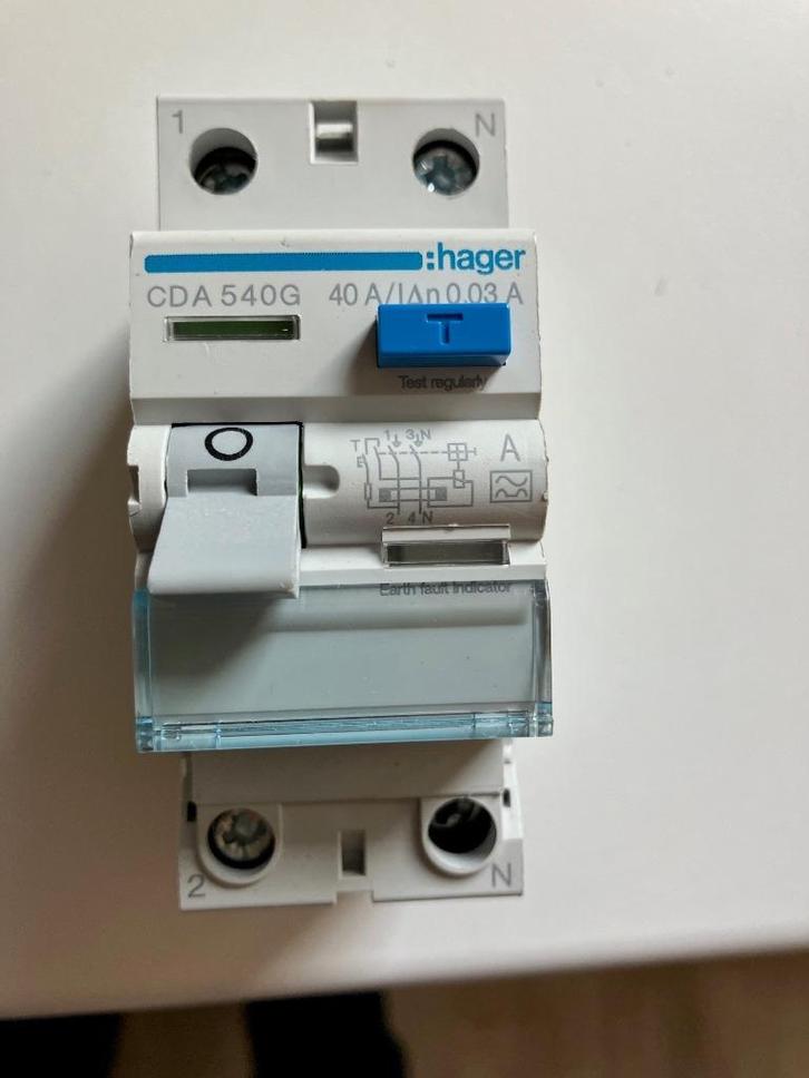 Hager CDA540G (aardlekschakelaar), Doe-het-zelf en Verbouw, Elektra en Kabels, Zo goed als nieuw, Overige typen, Ophalen of Verzenden