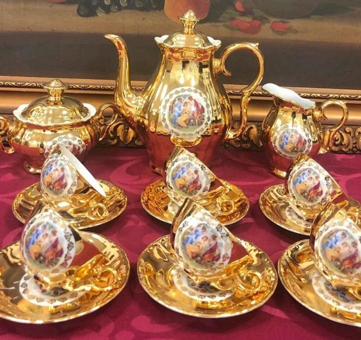 Gemerkt oud mokka servies compleet kofie / theeservies, Antiek en Kunst, Antiek | Servies compleet, Ophalen of Verzenden