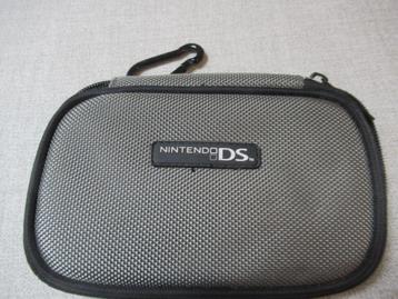NINTENDO DS opberg hoesje beschikbaar voor biedingen