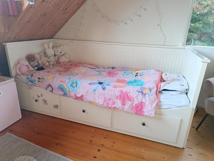Ikea Hemnes 1-persoons uittrekbed wit, Kinderen en Baby's, Kinderkamer | Bedden, Gebruikt, 180 cm of meer, 70 tot 85 cm, Lattenbodem
