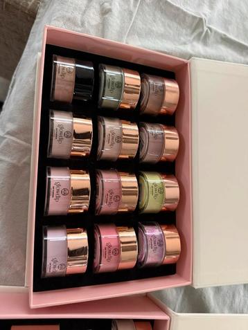 Glow dip nagelset beschikbaar voor biedingen