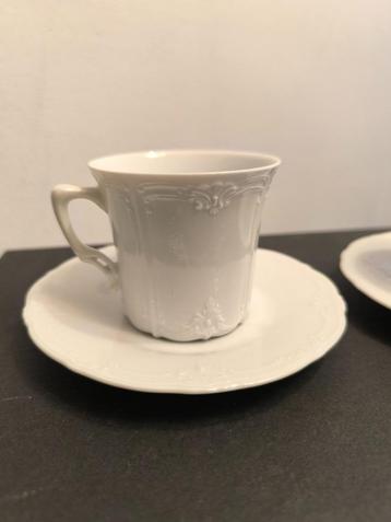 Hutschenreuther Baronesse kop en schotel set beschikbaar voor biedingen