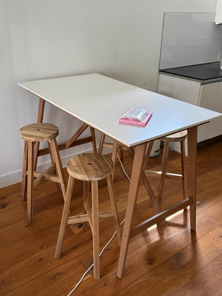 Eettafel + Stoelen / Table + Chairs (IKEA Fanbyn + Skogsta), Huis en Inrichting, Tafels | Eettafels, Zo goed als nieuw, 100 tot 150 cm