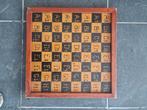 Gratis schaak/dam bord oud handgemaakt, Hobby en Vrije tijd, Gezelschapsspellen | Bordspellen, Ophalen, Gebruikt
