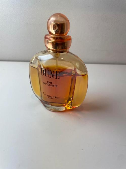 Christian Dior Dune Eau de Toilette 50ml, Sieraden, Tassen en Uiterlijk, Uiterlijk | Parfum, Zo goed als nieuw, Ophalen