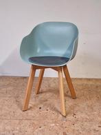 6 eetkamerstoelen met kussens, plastic kuip en houten poten, Gebruikt, Overige kleuren, Modern, Vijf, Zes of meer stoelen