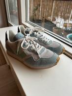 Veja Sneakers mt 39, Ophalen of Verzenden, Zo goed als nieuw