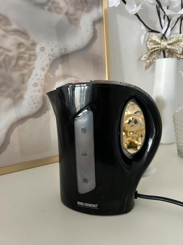 Compacte waterkoker - Ideaal voor kleine hoeveelheden, Witgoed en Apparatuur, Waterkokers, Gebruikt, 1 tot 2 liter, Ophalen of Verzenden