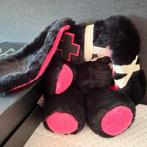 Dead cute bunny konijn knuffel, Ophalen of Verzenden, Zo goed als nieuw, Konijn