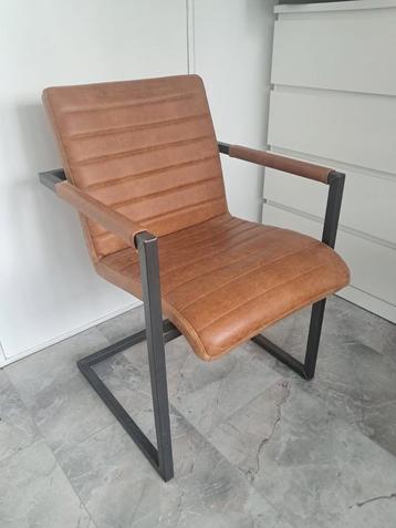 Stoelen - bij interesse onderhandelen toegestaan beschikbaar voor biedingen