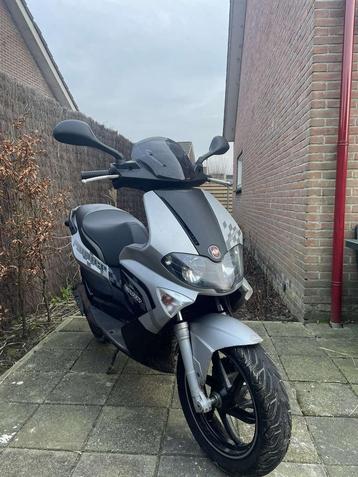 Runner rst 50cc beschikbaar voor biedingen