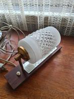 Vintage wandlamp, kristal glas en teak,lamp, Scandinavisch, Ophalen of Verzenden, Zo goed als nieuw, Glas