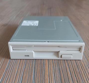 Vintage Floppy Drive 3,5" Sony MPF920-E beschikbaar voor biedingen