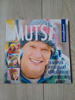 Mijn Mutsi - Haak- en breiboek, Ophalen of Verzenden, Zo goed als nieuw, Breien of Haken, Patroon of Boek