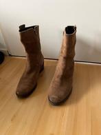 Gabor korte laars beige suede, stoer maat 8.5 wijdtemaat, Beige, Lage of Enkellaarzen, Gabor, Ophalen of Verzenden