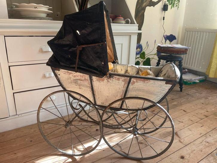 Antieke Dickens Speelgoed Kinderwagen, Antiek en Kunst, Antiek | Overige Antiek, Ophalen of Verzenden