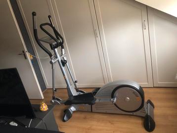 Elus X9 Pro Crosstrainer beschikbaar voor biedingen