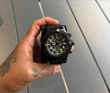 Breitling Avenger Hurricane 12H Herenhorloge beschikbaar voor biedingen