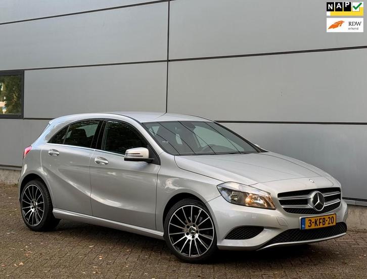 Mercedes-Benz A-klasse 180 Sport Half Leder |Airco |AMG Velg, Auto's, Mercedes-Benz, Bedrijf, Te koop, A-Klasse, ABS, Airbags