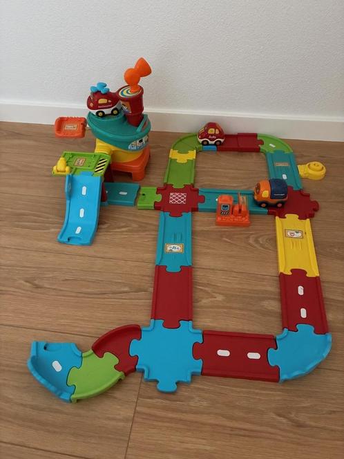 Vtech Toet Toet auto's pakket Vliegveld, 2x auto + vliegtuig, Kinderen en Baby's, Speelgoed | Vtech, Gebruikt, 6 maanden tot 2 jaar