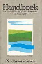 Handboek Natuurmonumenten, Ophalen of Verzenden, Zo goed als nieuw, Natuur algemeen