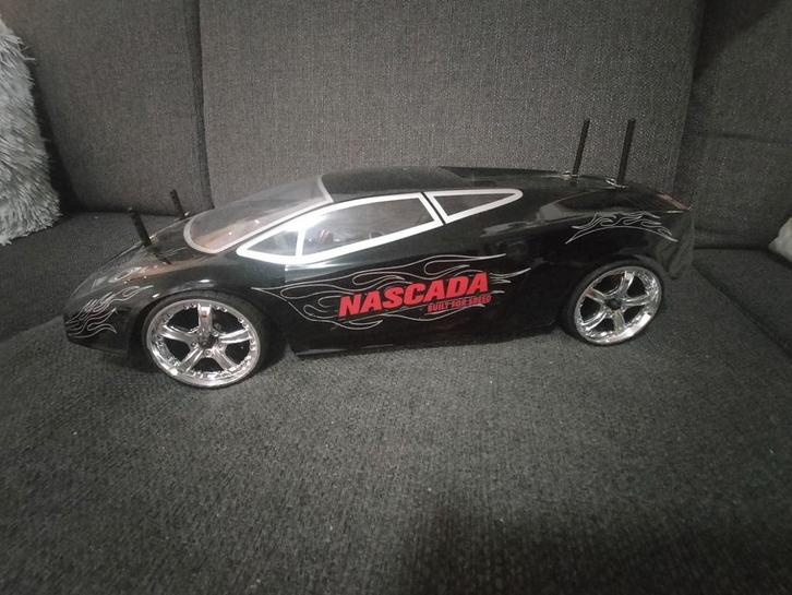 Himito  nascada, Hobby en Vrije tijd, Modelbouw | Radiografisch | Auto's, Zo goed als nieuw, Auto onroad, Elektro, Schaal 1:10