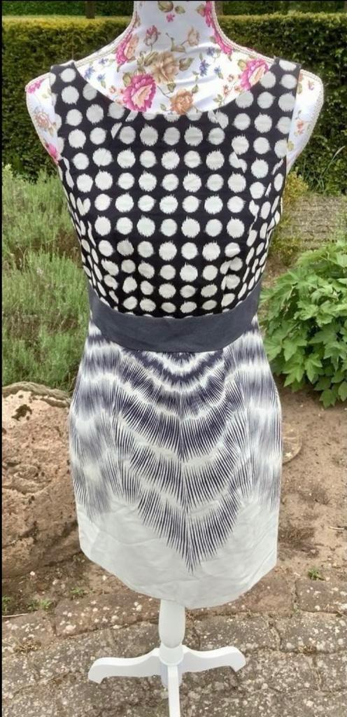 Z.g.a.n vintage jurk van steps zwart/wit/grijs maat 34, Kleding | Dames, Jurken, Zo goed als nieuw, Maat 34 (XS) of kleiner, Overige kleuren