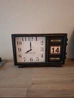 Riverdale Tafelklok met Datum & Tijd, Ophalen of Verzenden, Zo goed als nieuw, Analoog, Wekker of Tafelklok