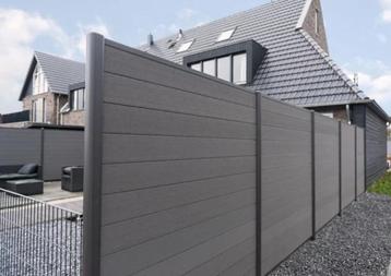 Restpartij 24 grijze composiet schuttingplanken  beschikbaar voor biedingen