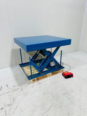 Heftafel Hymo 2000 KG  beschikbaar voor biedingen
