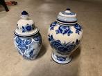 Mooie Delfts Blauwe Vazen met Deksel, Antiek en Kunst, Ophalen of Verzenden
