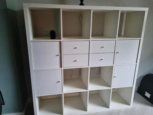 Witte Ikea kallax open kast met inzet lades en deuren, Huis en Inrichting, Kasten | Boekenkasten, Gebruikt, 100 tot 150 cm, 100 tot 150 cm
