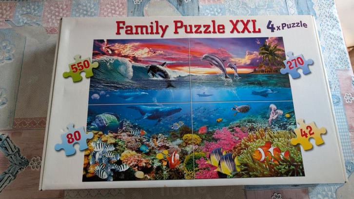 Family Puzzle XXL - 4 Puzzels, Hobby en Vrije tijd, Denksport en Puzzels, Zo goed als nieuw, Legpuzzel, 500 t/m 1500 stukjes, Ophalen