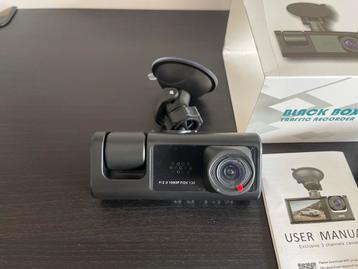 Professionele dashcam camera voor en achter. Opname sdkaart. beschikbaar voor biedingen