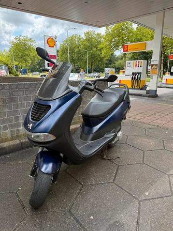 Nette Peugeot Elyseo - NightBlue beschikbaar voor biedingen