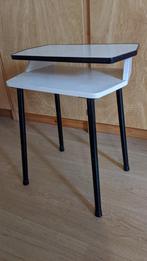 Slaapkamer tafeltje / nachtkastje jaren 60, Huis en Inrichting, Ophalen of Verzenden, Gebruikt, Minder dan 45 cm, Minder dan 55 cm