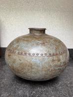 Oude Indiase waterpot, Overige materialen, Gebruikt, Overige kleuren, Ophalen of Verzenden