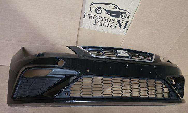 Voorbumper Seat Leon 3 III 5F FACELIFT FR SPORT bj 2017-2021, Auto-onderdelen, Carrosserie en Plaatwerk, Bumper, Voor, Gebruikt
